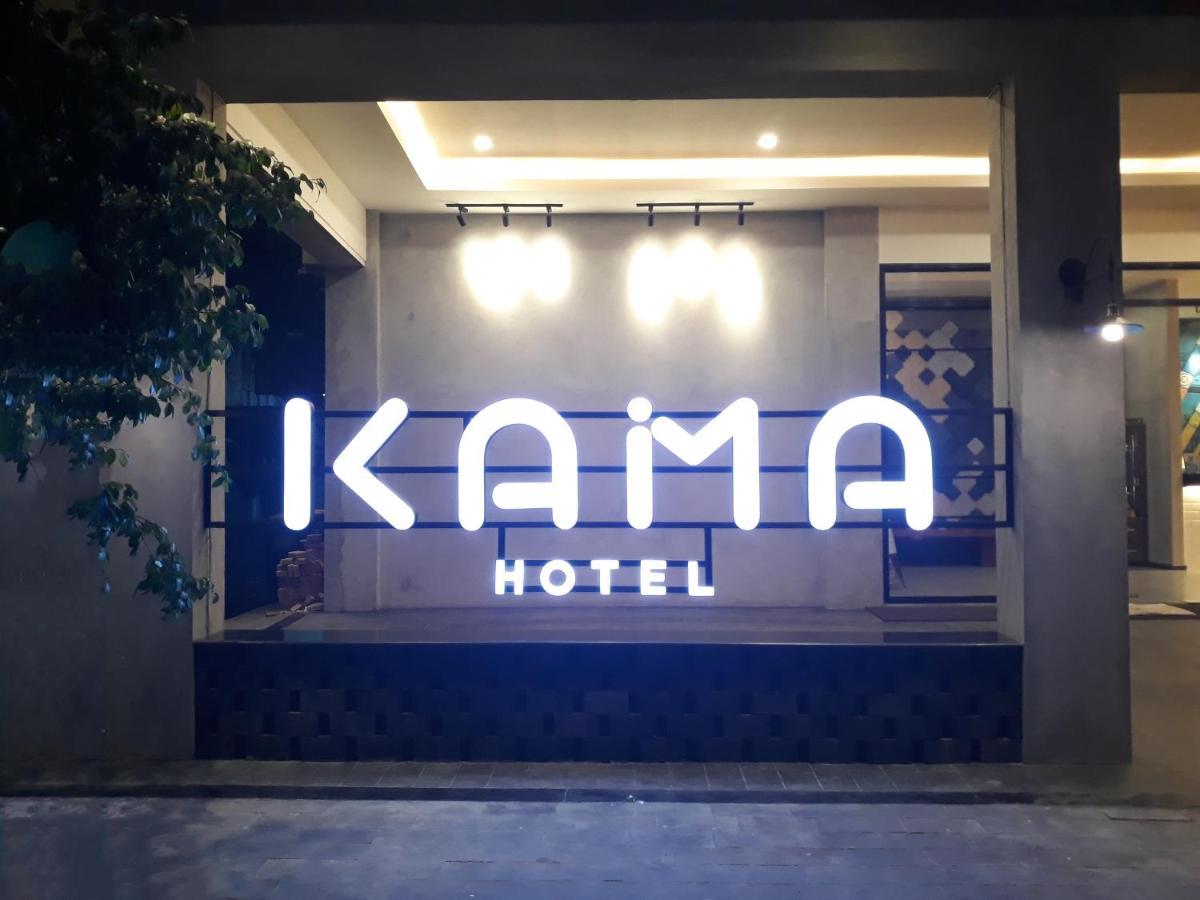 Kama Hotel Medan Exteriör bild